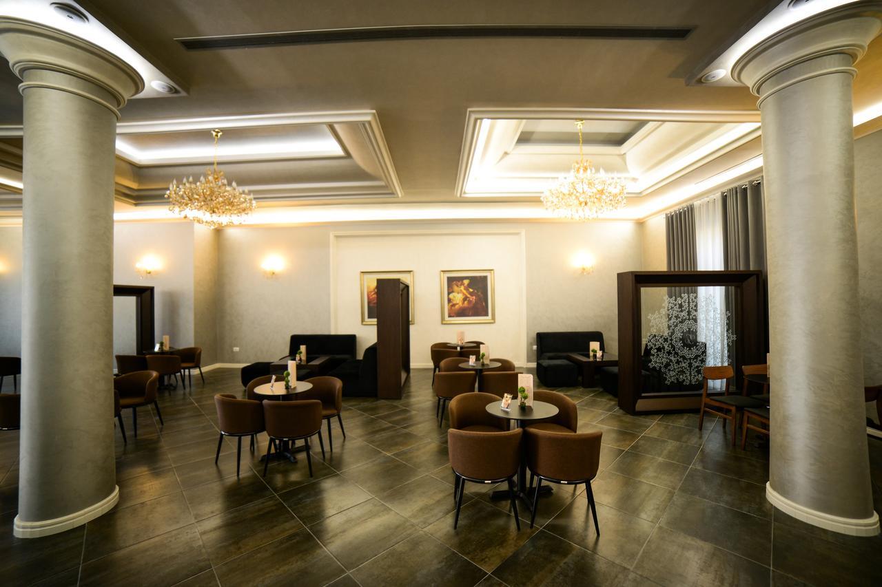 אלבסאן Hotel Vila Imperial מראה חיצוני תמונה