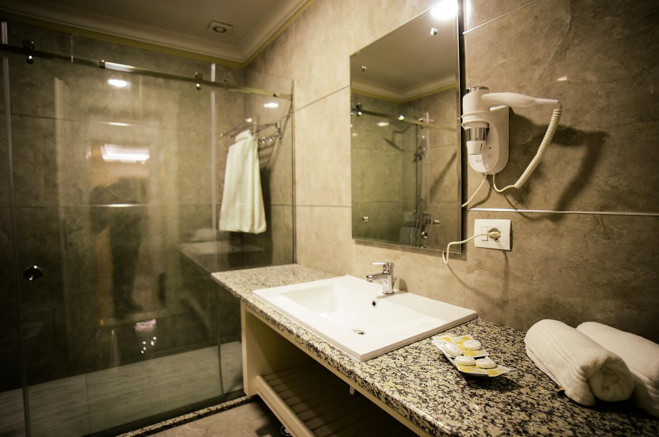 אלבסאן Hotel Vila Imperial מראה חיצוני תמונה